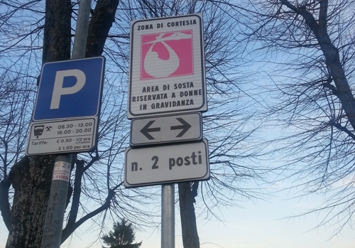 Velletri, lieta notizia: ecco i parcheggi rosa