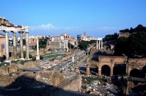 Polemica sulle luci dei Fori imperiali: “pronto” l’esposto a Corte dei Conti