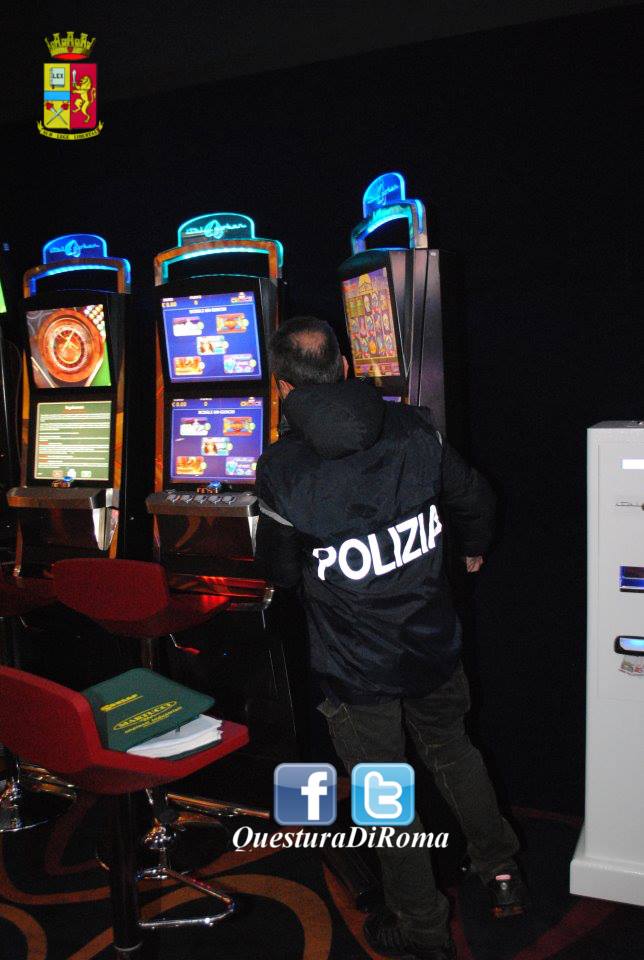 Sale da gioco illegali: denunciati 7 gestori della Capitale