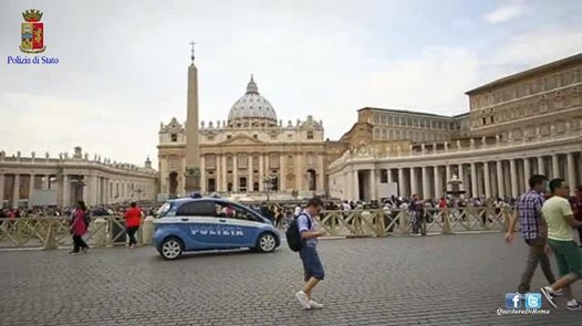 Tavolo tecnico in Questura: le misure di sicurezza per la canonizzazione di Wojtyla e Roncalli