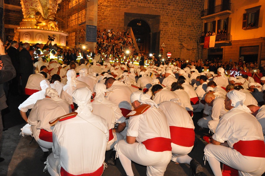 Viterbo, conto alla rovescia per il trasporto della macchina di Santa Rosa