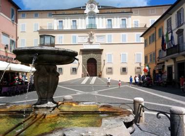 Il Rotary Club restaura la fontana del Bernini a Castelgandolfo