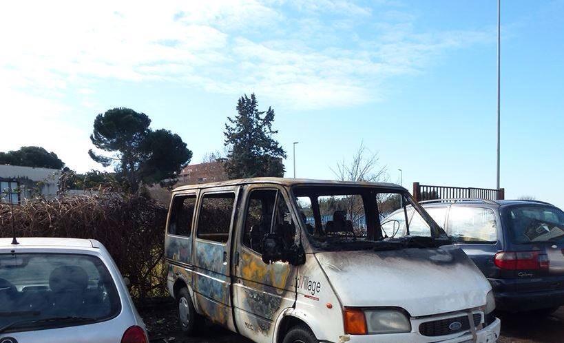 Furgone bruciato a Tor Sapienza: il comitato chiede lumi