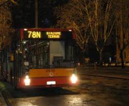 Arriva ‘Notturno Roma’, il biglietto bus delle ore piccole