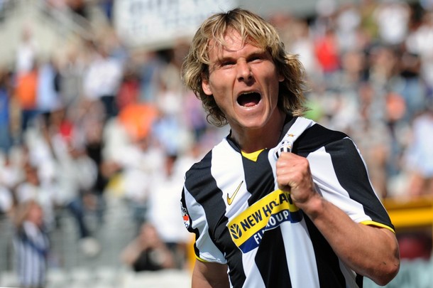 Partita del cuore, Assotutela denucia Pavel Nedved