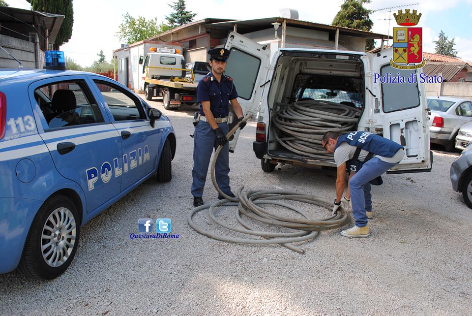 Velletri, rubano 5 quintali di rame da un palo della linea telefonica