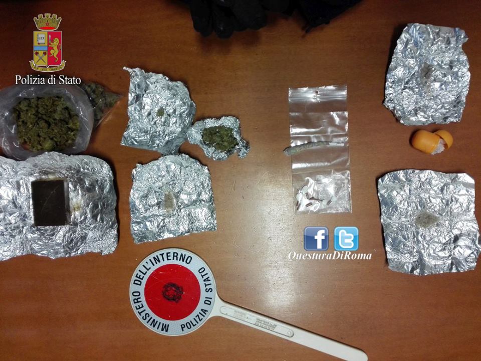 Servizi antidroga nella notte di Halloween: 6 pusher in manette