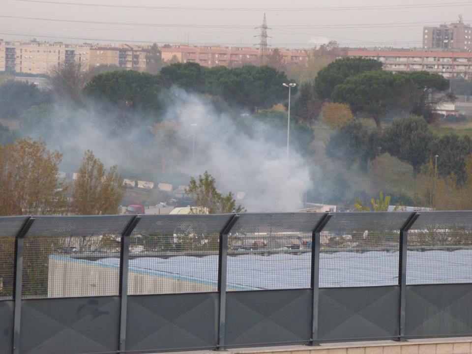 Tor Sapienza, nuovi roghi in via Salviati. “Gabrielli e Tronca intervengano”