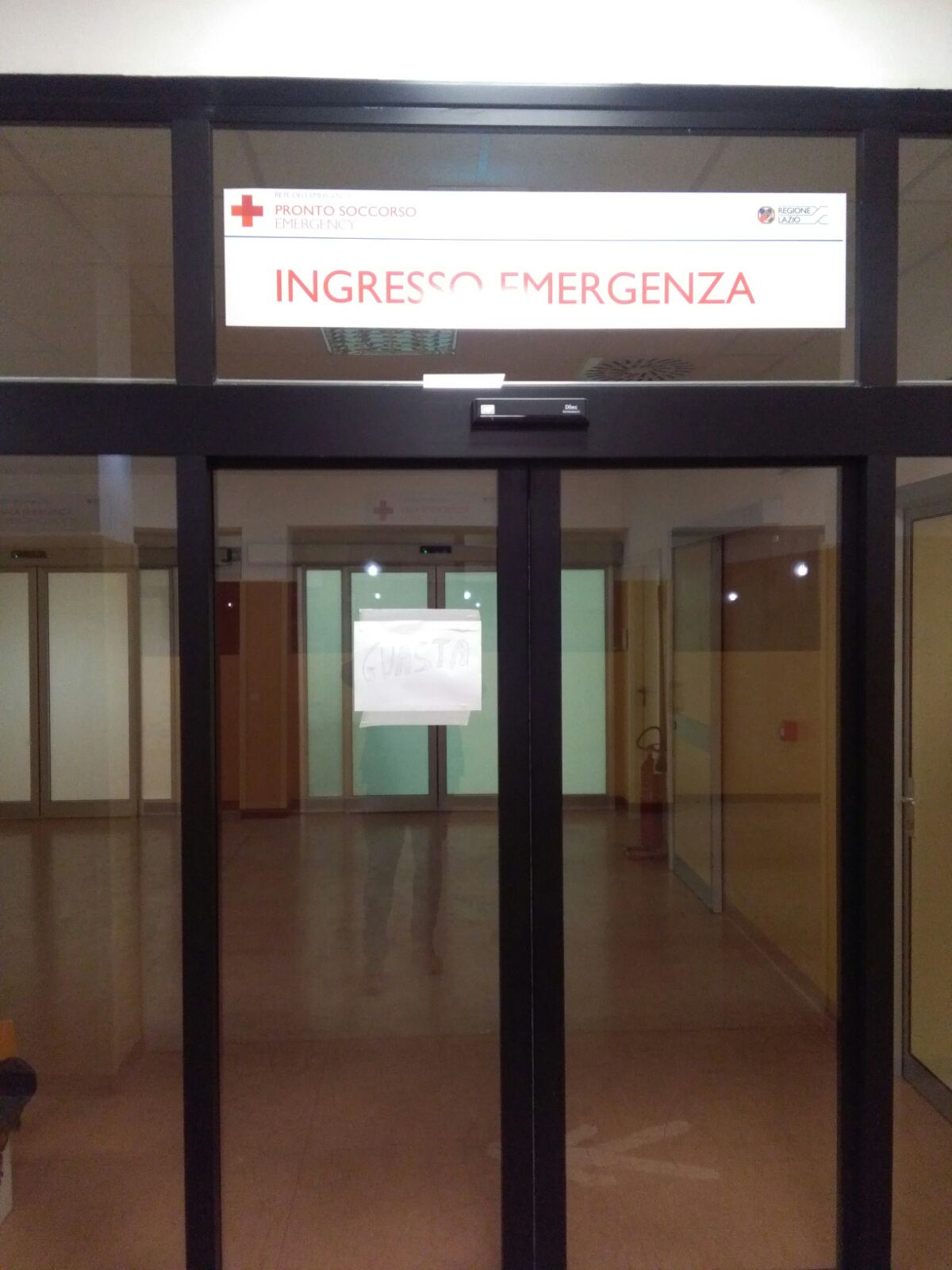 Ostia, “Accampamento nel pronto soccorso del Grassi”