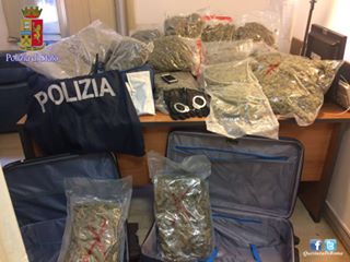 Droga nascosta in balcone: arrestato un romano