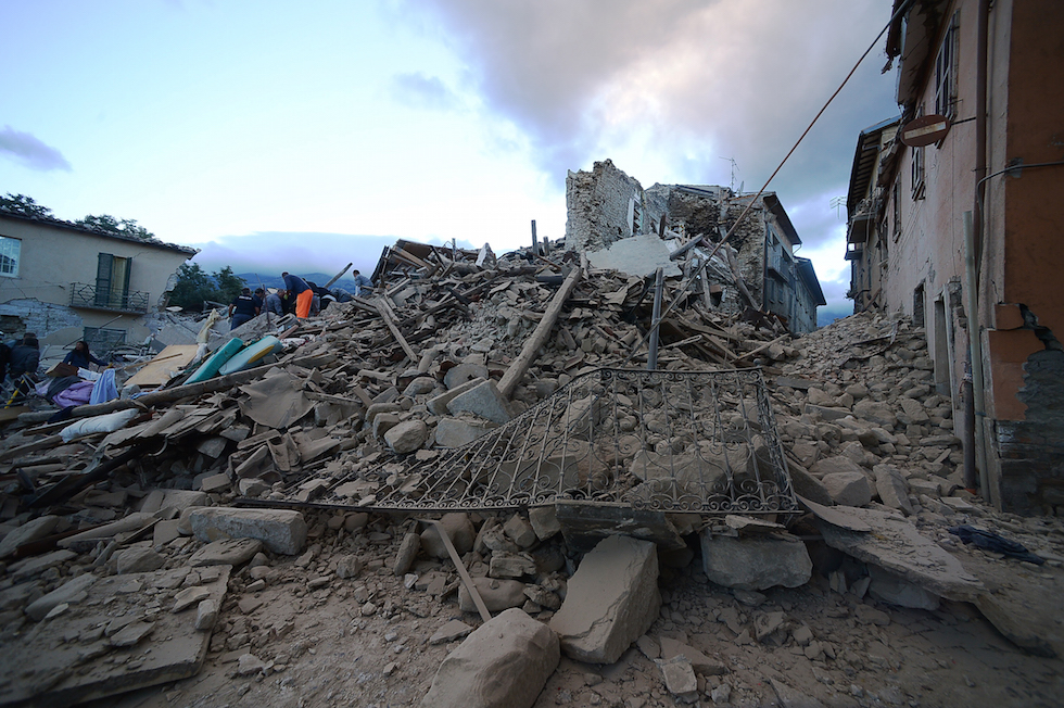 Terremoto, Regione Lazio: «Sul posto a lavoro squadre di soccorso»