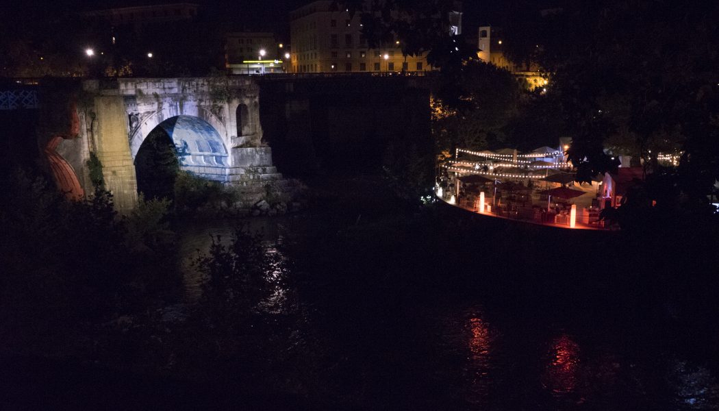 Dagli studenti della Rufa nuova vita al ponte dell’Isola Tiberina