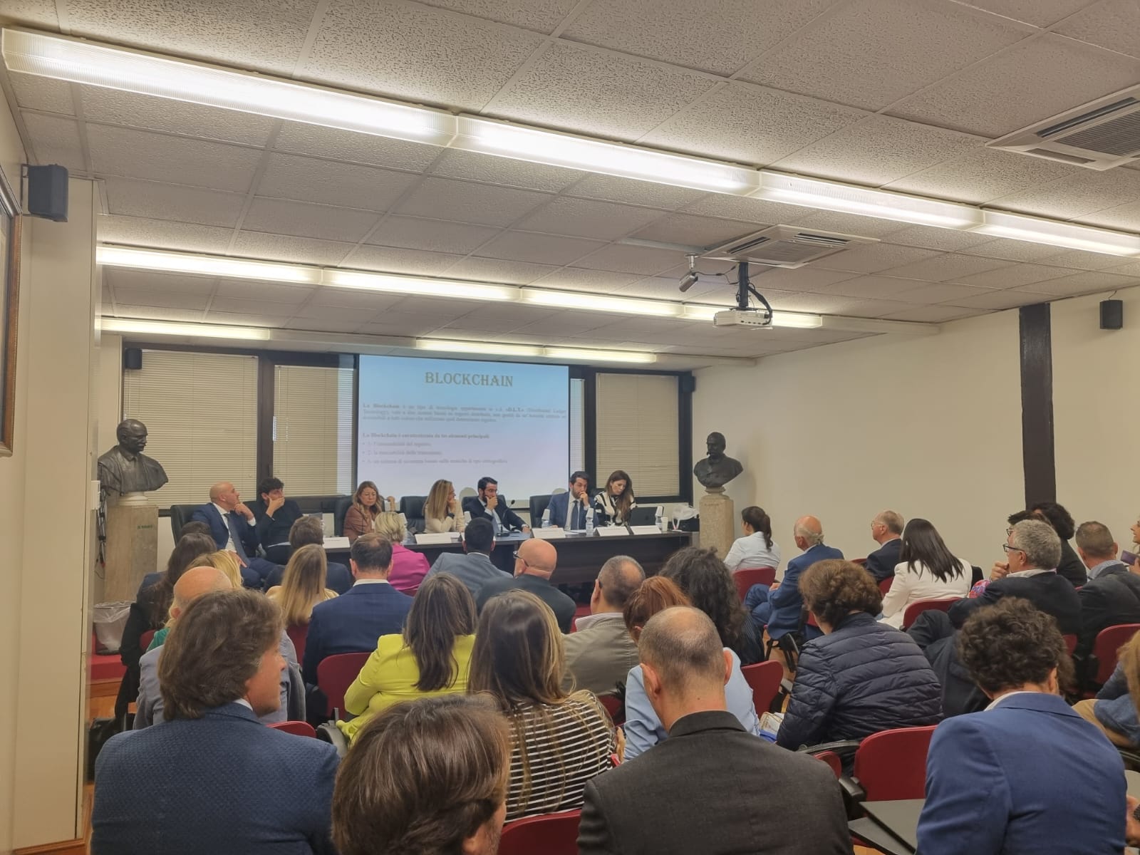 Blockchain e digitale: iniziativa pubblica dell’Ordine degli Avvocati di Napoli